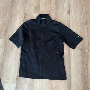 Nike Golf Women’s Black Short Sleeve rain Jacket
